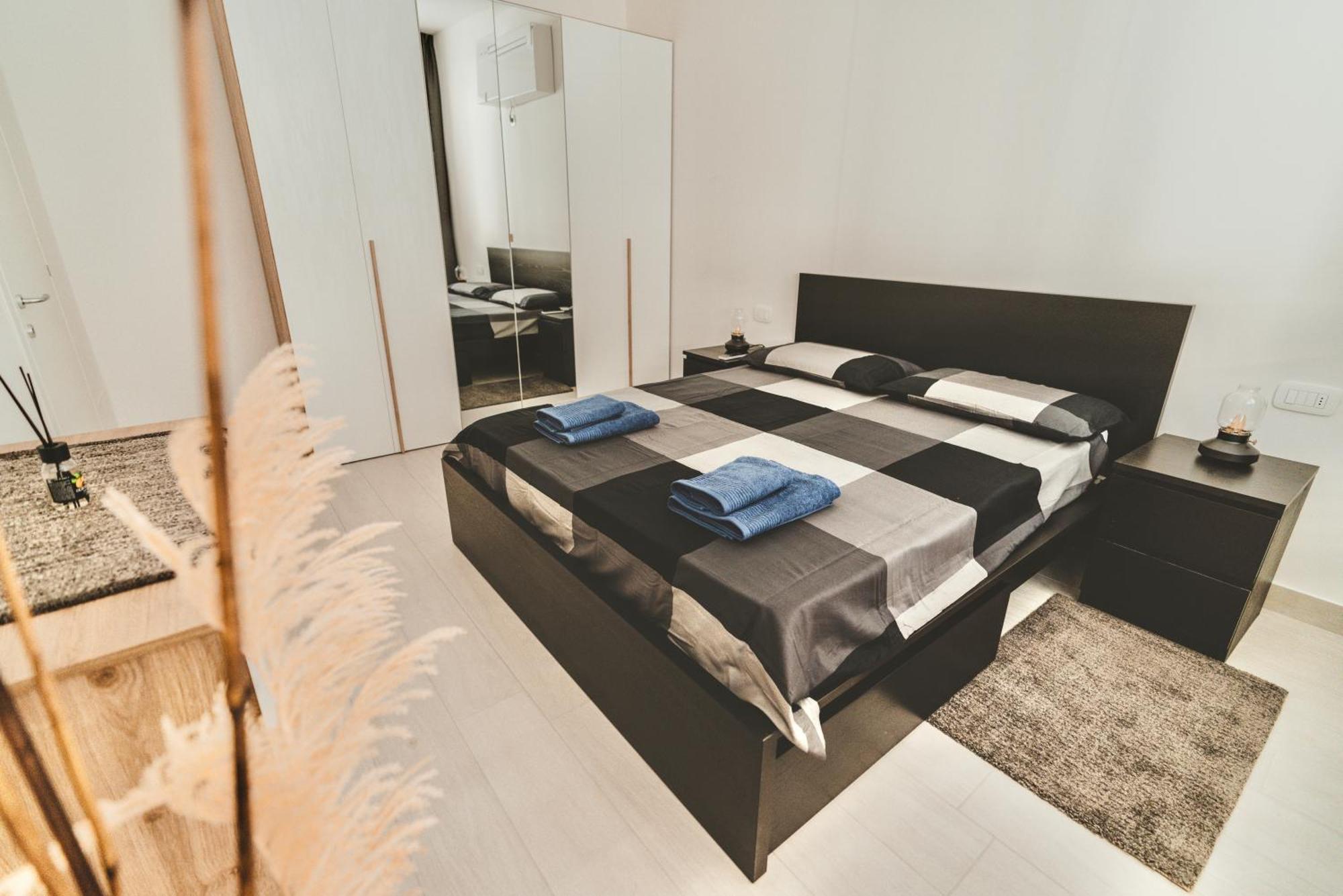 Exclusive Luxury Home With Private Parking Rávena Exterior foto