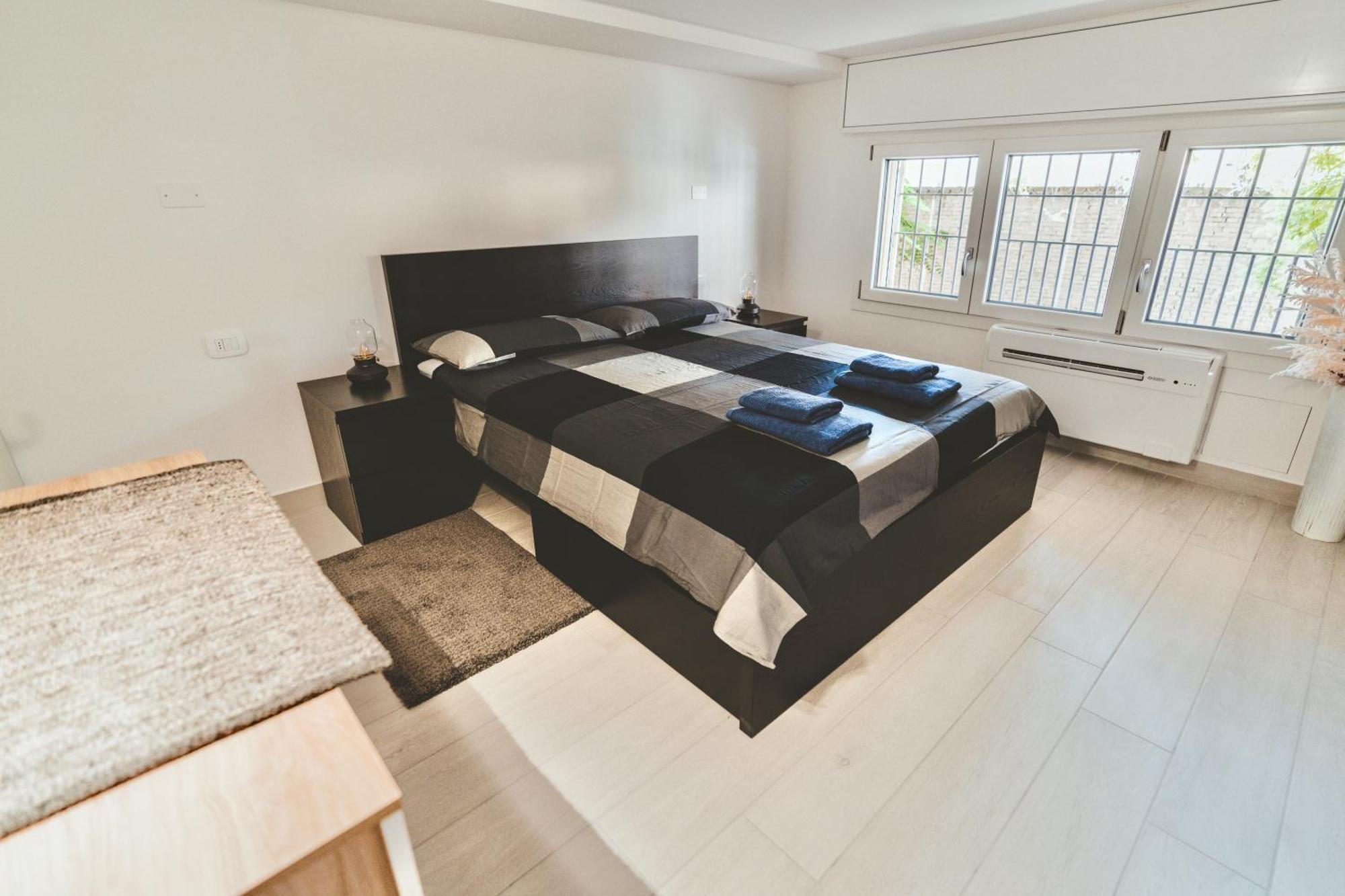 Exclusive Luxury Home With Private Parking Rávena Exterior foto